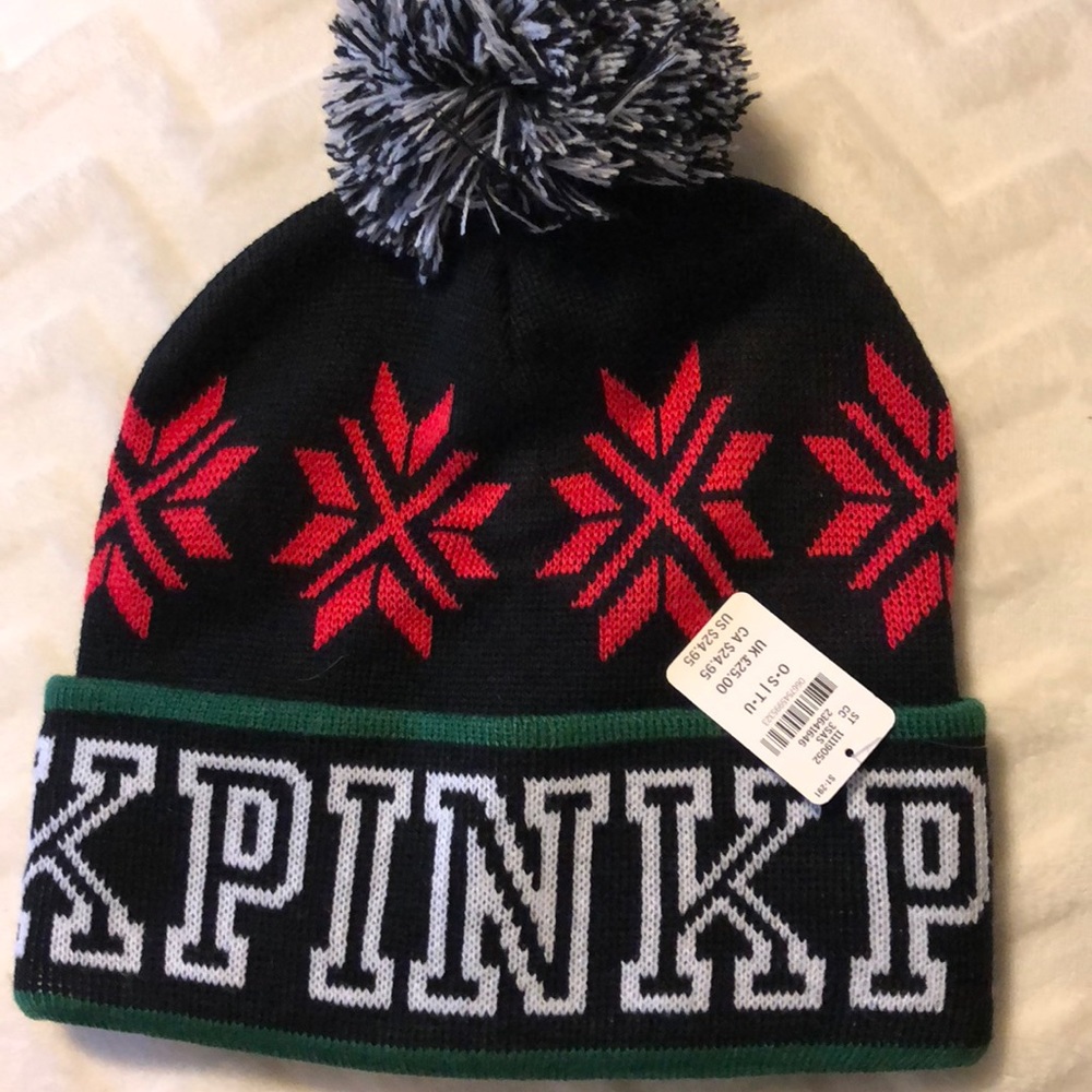 Winter hat with fur ball